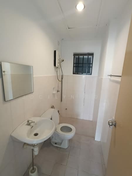 Apartment for Rent at Jalil Damai Apartments - Jocelyn Koh - Bathroom - PropertyGuru.com.my