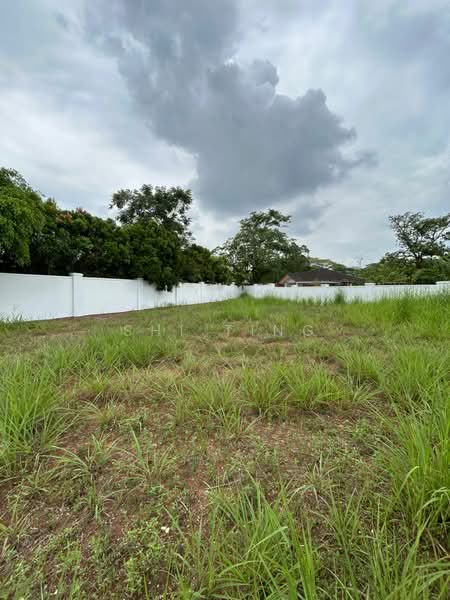 Bungalow for Sale in Bandar Putra (Kulai) - Shi Ting - Exterior - PropertyGuru.com.my