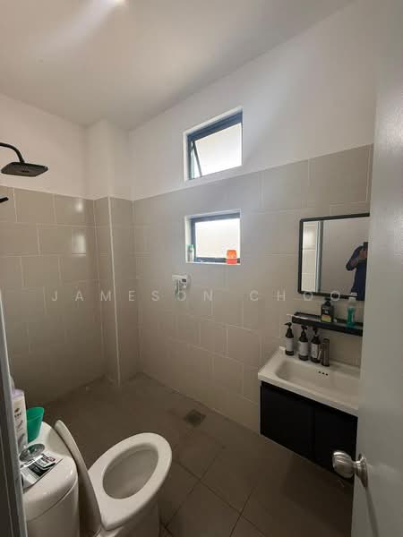 Taman Impian Jaya untuk Untuk Dijual - RM 430,000, Mac 2026 - Bathroom - PropertyGuru.com.my