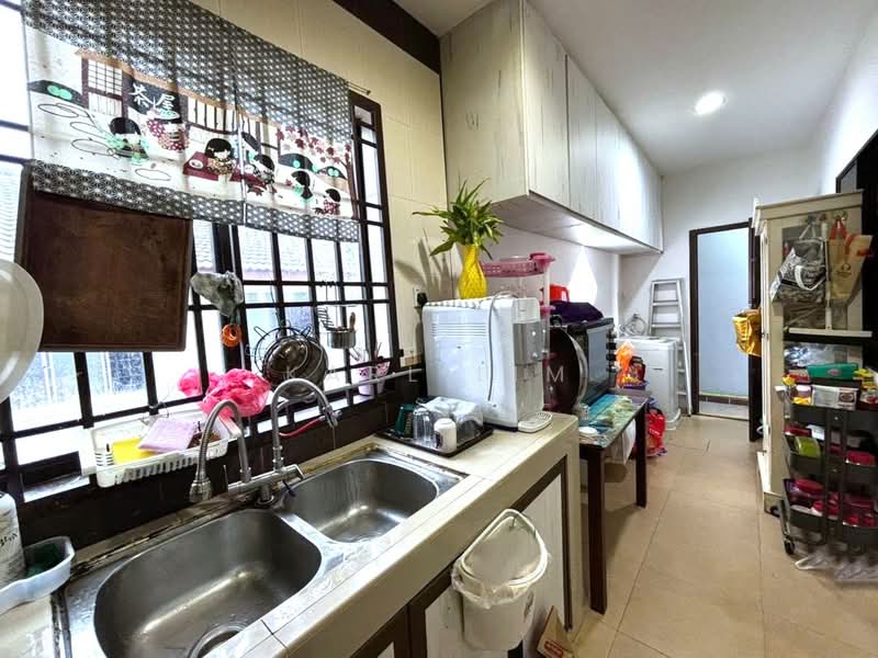 Rumah Teres 1 Tingkat untuk Dijual di Taman Universiti (Skudai) - Karl Lim - Kitchen - PropertyGuru.com.my
