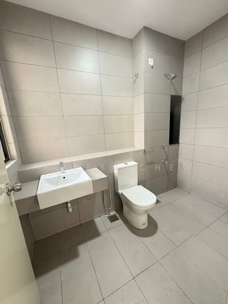 2-storey Terraced House for Rent in Bandar Bukit Raja (Klang) - Theresa Chew - Bathroom - PropertyGuru.com.my