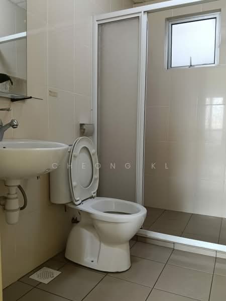 OUG Parklane untuk Untuk Disewa - RM 1,600 /bulan, Mac 2026 - Bathroom - PropertyGuru.com.my