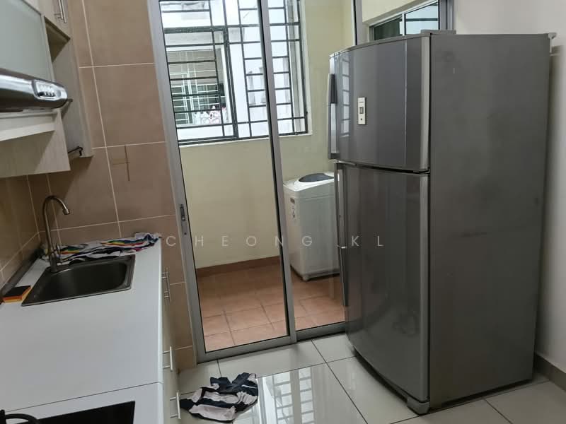 Servis Apartment untuk Disewa di OUG Parklane - Cheong KL - Kitchen - PropertyGuru.com.my