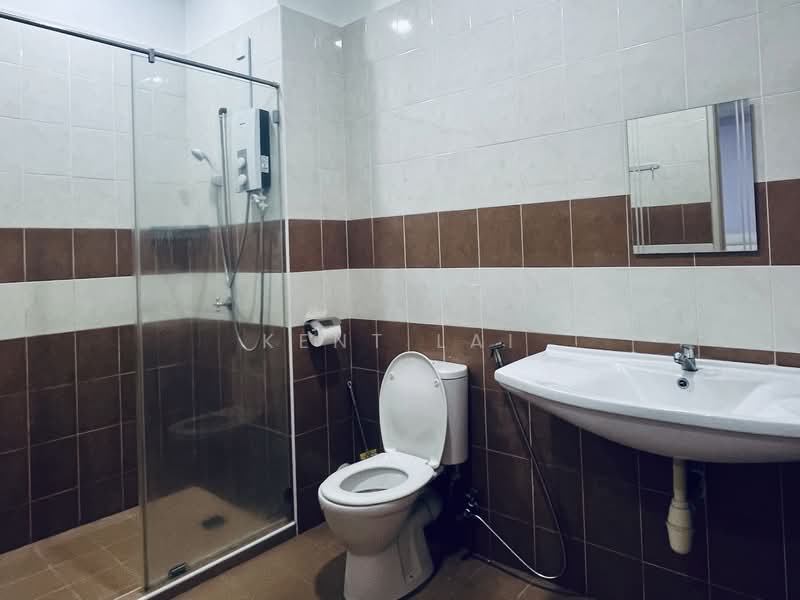 Townhouse for Sale in Jelutong (Penang) - Kent Lai - Bathroom - PropertyGuru.com.my