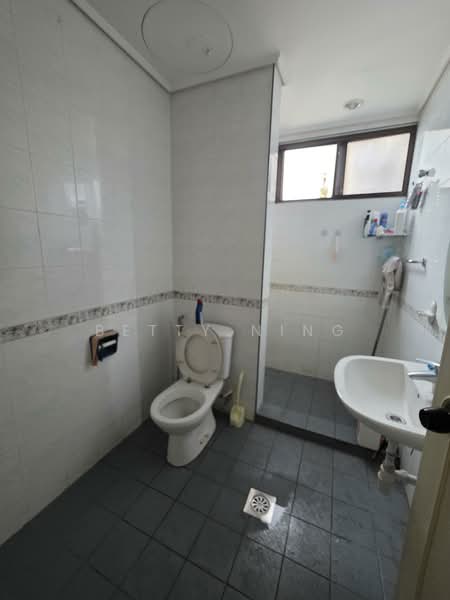 Bangsar Puteri untuk Untuk Dijual - RM 930,000, Mac 2026 - Bathroom - PropertyGuru.com.my
