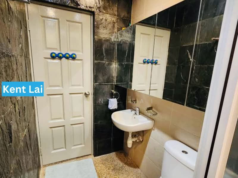 Krystal Court, Sungai Nibong untuk Untuk Dijual - RM 890,000, Mac 2026 - Bathroom - PropertyGuru.com.my