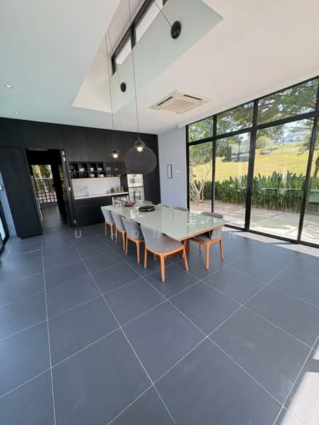 Bungalow for Sale in Leisure Farm (Gelang Patah) - U Hon Kun - Dining Room - PropertyGuru.com.my
