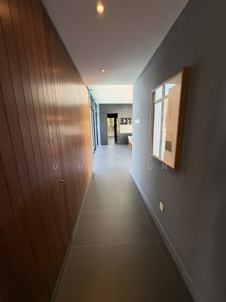 Bungalow for Sale in Leisure Farm (Gelang Patah) - U Hon Kun - Corridor - PropertyGuru.com.my