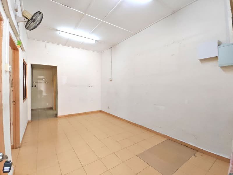 1-storey Terraced House for Sale in Taman Abad (Johor Bahru) - Shawn Lim - Interior - PropertyGuru.com.my