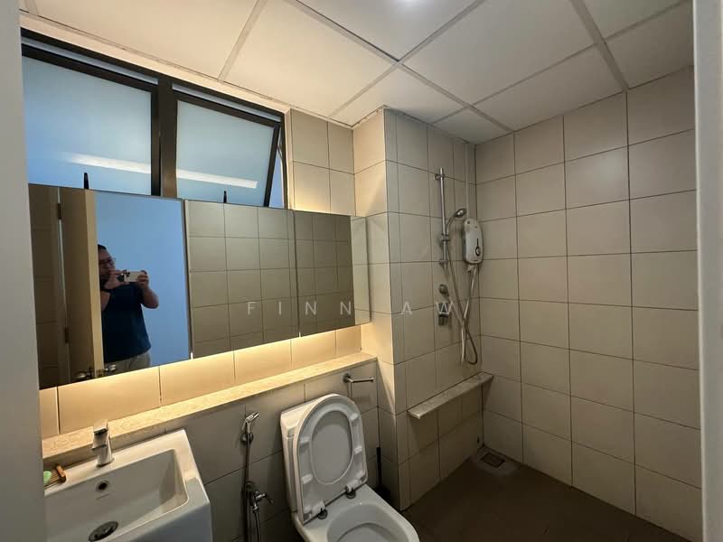 Condominium for Rent at The WaterEdge (Pinggiran Air) - Finn Aw - Bathroom - PropertyGuru.com.my