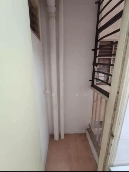 Apartment for Rent at Villa Krystal @ Bandar Selesa Jaya - Finn Aw - Corridor - PropertyGuru.com.my