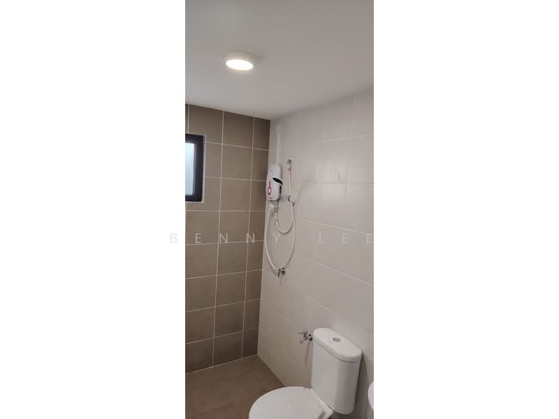 Condominium for Rent at Dezire Hill Residence - Benny Lee - Bathroom - PropertyGuru.com.my