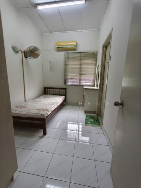 2-storey Terraced House for Sale in Taman Putra Prima (Puchong) - Venus Heng - Bedroom - PropertyGuru.com.my