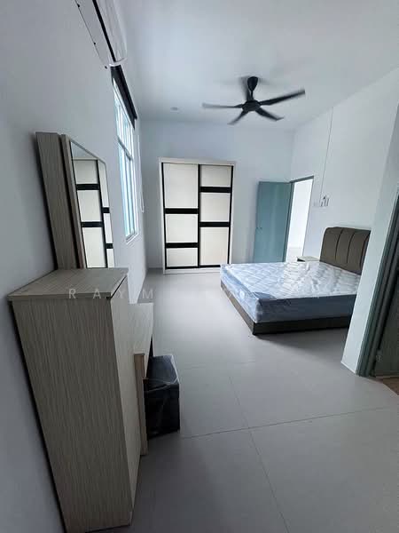 Taman Alma Indah untuk Untuk Disewa - RM 3,000 /bulan, Mac 2026 - Bedroom - PropertyGuru.com.my