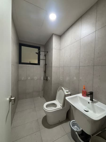 EdgeWood Residences @ SkySanctuary untuk Untuk Disewa - RM 2,400 /bulan, Mac 2026 - Bathroom - PropertyGuru.com.my
