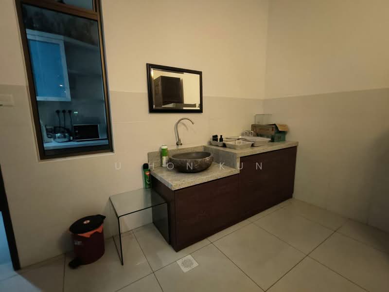 Cluster House for Sale in Horizon Hills (Iskandar Puteri (Nusajaya)) - U Hon Kun - Kitchen - PropertyGuru.com.my