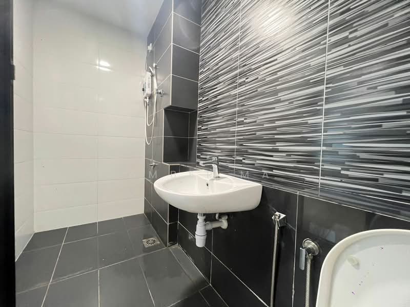 Service Residence for Rent at Citywoods - Amber Ma - Bathroom - PropertyGuru.com.my