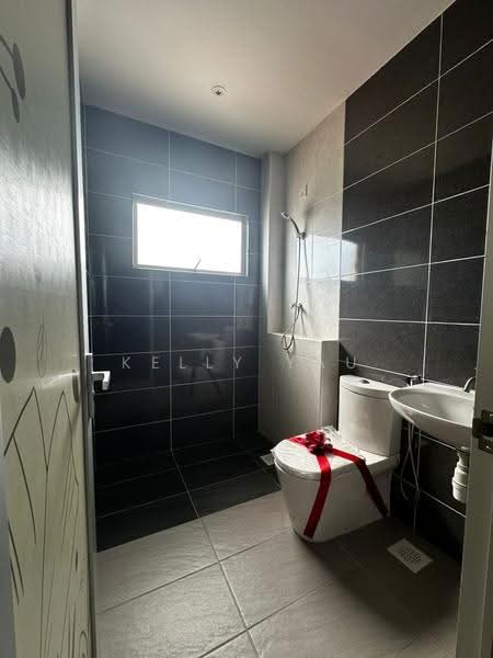 Rumah Teres 2-Tingkat untuk Dijual di Ipoh (Perak) - Kelly Yau - Bathroom - PropertyGuru.com.my