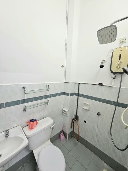2-storey Terraced House for Rent in Bukit Indah (Iskandar Puteri (Nusajaya)) - Samantha Tang - Bathroom - PropertyGuru.com.my