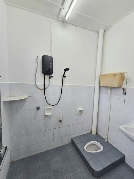 2-storey Terraced House for Rent in Bukit Indah (Iskandar Puteri (Nusajaya)) - Samantha Tang - Bathroom - PropertyGuru.com.my