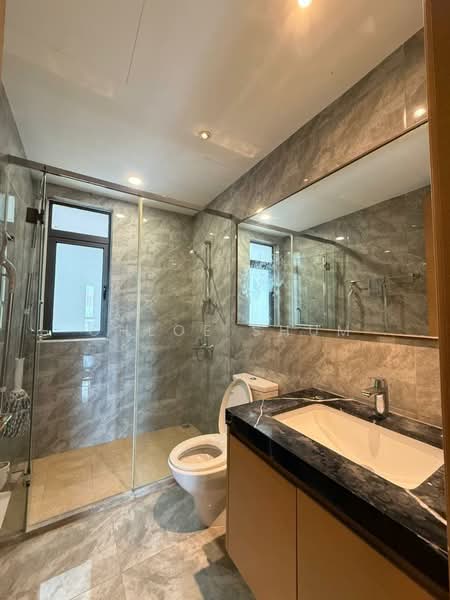 Service Residence for Rent at R&F Princess Cove Phase 1 - Chloe Shum - Bathroom - PropertyGuru.com.my