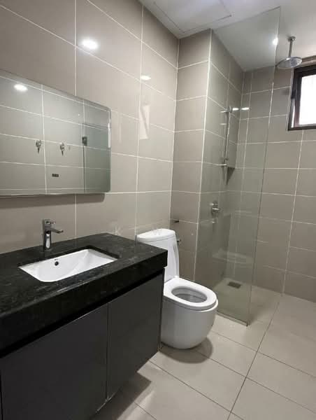 Service Residence for Rent at The Park 2 - Kew . - Bathroom - PropertyGuru.com.my
