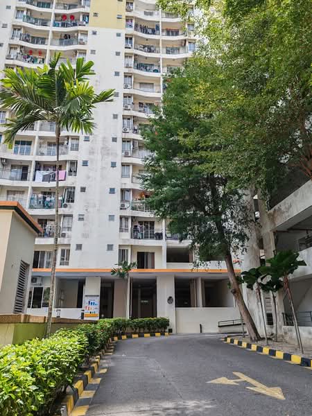 Relau Vista Apartment untuk Untuk Dijual - RM 340,000, Mac 2026 - Exterior - PropertyGuru.com.my