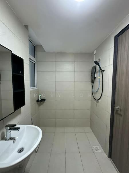 Service Residence for Rent at Vista Tiara (MBW Bay) - Poey Loh - Bathroom - PropertyGuru.com.my