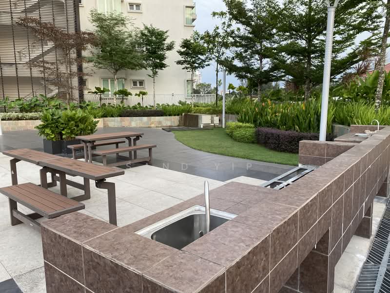 Hijauan Saujana untuk Untuk Disewa - RM 1,900 /bulan, Mac 2026 - Exterior - PropertyGuru.com.my