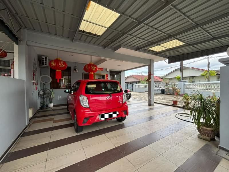 Rumah Teres 1 Tingkat untuk Dijual di Taman Universiti (Skudai) - Pauline Goh - Exterior - PropertyGuru.com.my