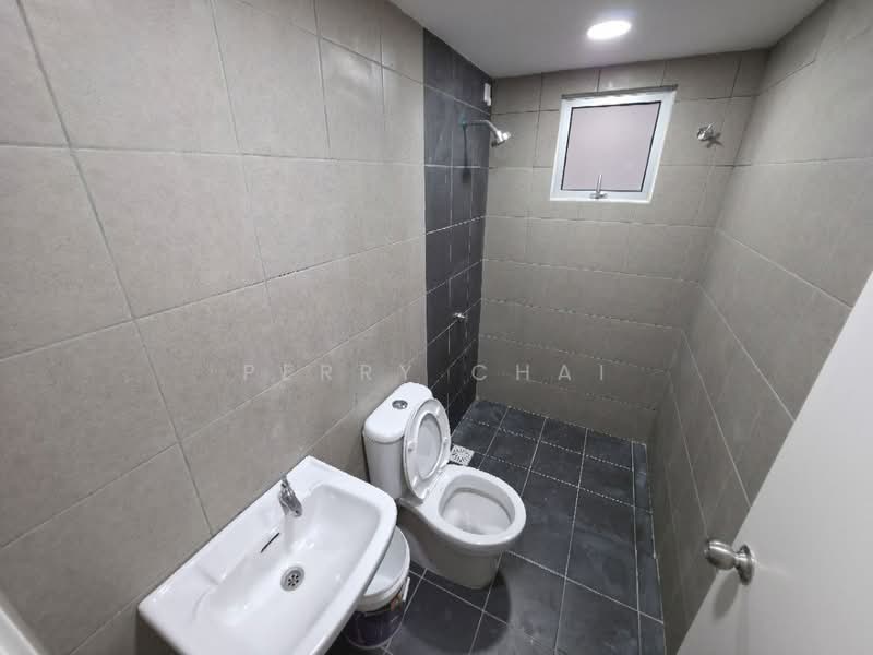 Condominium for Rent at Residensi Dutamas Dahlia - Perry Chai - Bathroom - PropertyGuru.com.my