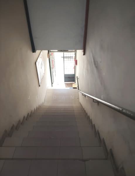 Other Property for Rent in Taman Padang Balang (Batu Berendam) - Jordan Lee - Entrance - PropertyGuru.com.my