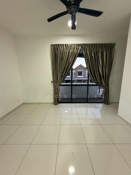 2-storey Terraced House for Rent in Johor Bahru (Johor) - Jesmond Lee - Living Room - PropertyGuru.com.my