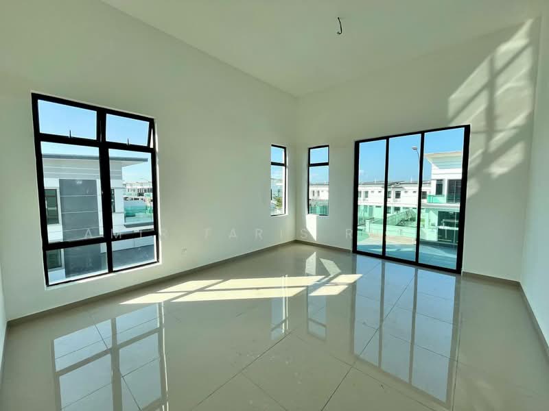 2-storey Terraced House for Sale in Taman Bestari Indah (Ulu Tiram) - Amir Faris Rusli - PropertyGuru.com.my