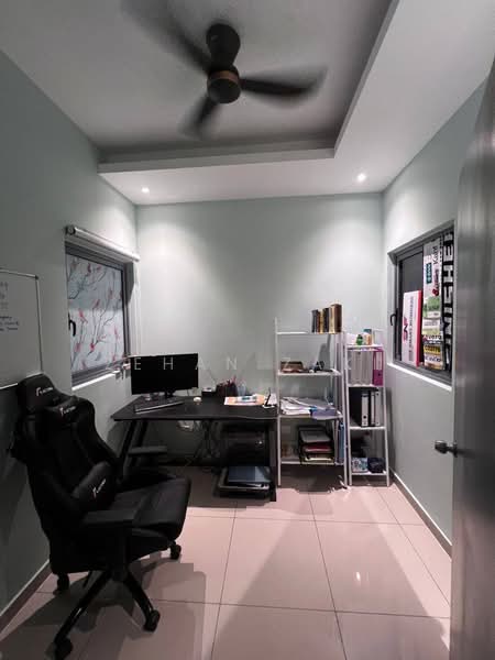 Sky Awani Residensi 3 untuk Untuk Disewa - RM 1,800 /bulan, Mac 2026 - Study - PropertyGuru.com.my