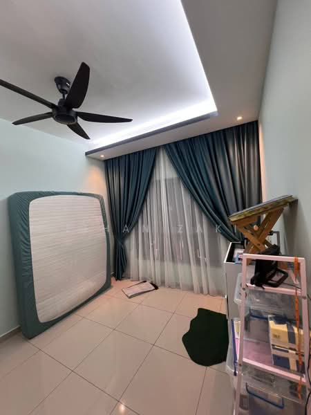 Sky Awani Residensi 3 untuk Untuk Disewa - RM 1,800 /bulan, Mac 2026 - Bedroom - PropertyGuru.com.my