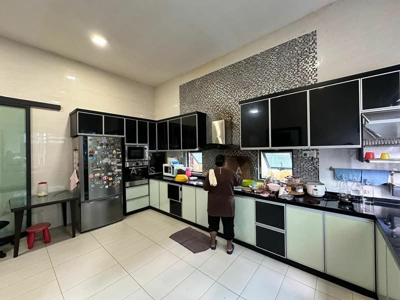 Rumah Banglo untuk Dijual di Johor Bahru (Johor) - SASER TAN. - Kitchen - PropertyGuru.com.my
