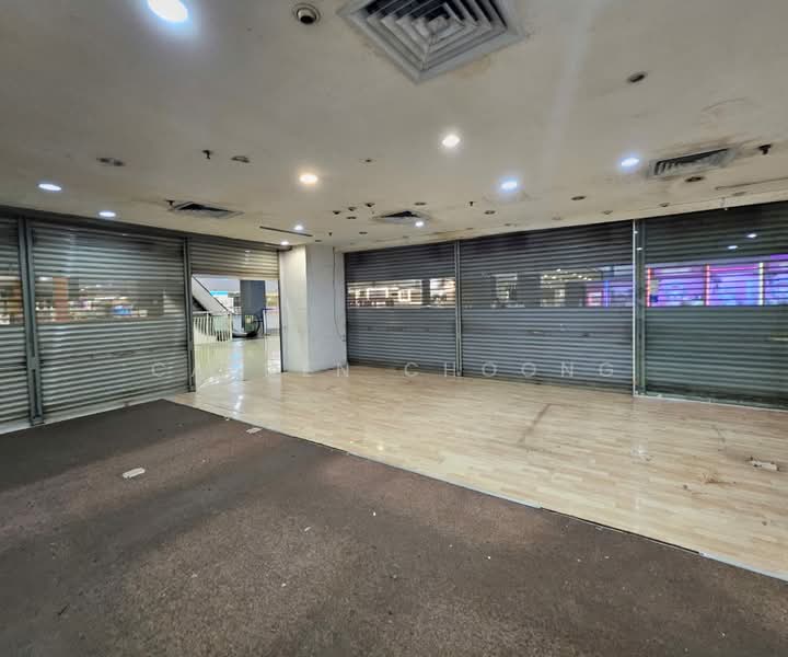 Prangin Mall Shoplot untuk Untuk Disewa - RM 2,800 /bulan, Mac 2026 - Interior - PropertyGuru.com.my