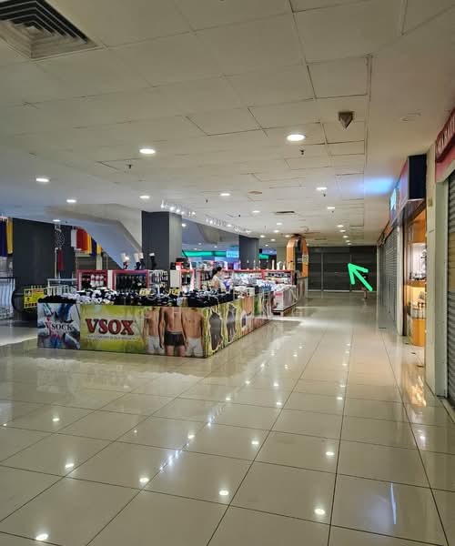 Prangin Mall Shoplot untuk Untuk Disewa - RM 2,800 /bulan, Mac 2026 - Corridor - PropertyGuru.com.my