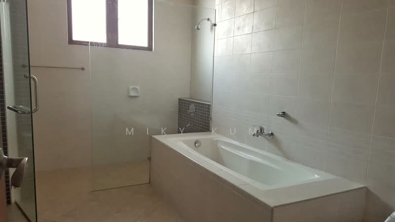 Damai Jaya, Alam Damai untuk Untuk Dijual - RM 2,500,000, Mac 2026 - Bathroom - PropertyGuru.com.my