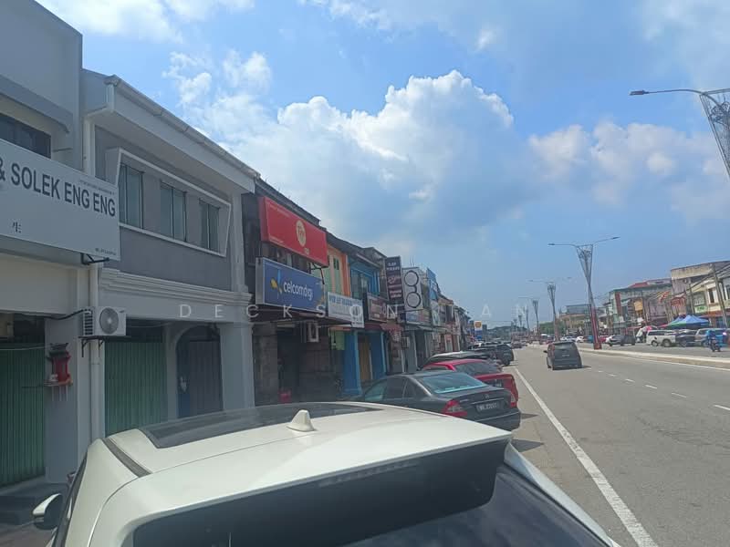 Shop for Rent in Sungai Pelek (Sepang) - Deckson Tan - Exterior - PropertyGuru.com.my
