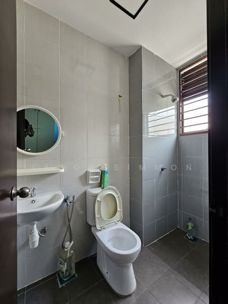 Terraced House for Rent in Kota Warisan (Sepang) - Jacob Simmon - Bathroom - PropertyGuru.com.my