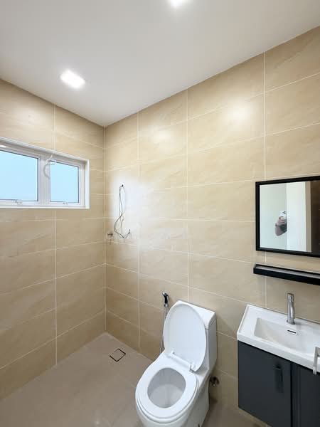 Terraced House for Sale in Bandar Baru Sri Petaling (Sri Petaling) - CK Yee - Bathroom - PropertyGuru.com.my