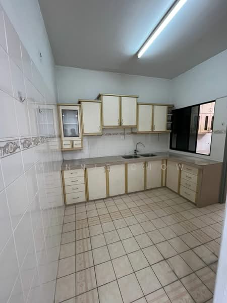 2-storey Terraced House for Rent in Kota Kemuning (Shah Alam) - Winnie Chow - Kitchen - PropertyGuru.com.my