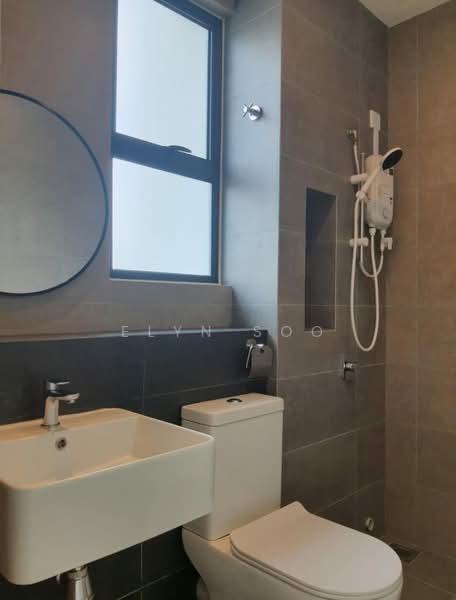 Robin @ Bandar Rimbayu untuk Untuk Disewa - RM 2,600 /bulan, Mac 2026 - Bathroom - PropertyGuru.com.my
