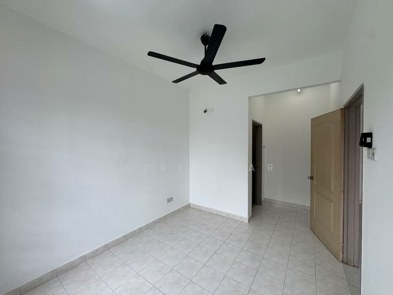 Bandar Bukit Raja untuk Untuk Dijual - RM 450,000, Mac 2026 - Interior - PropertyGuru.com.my