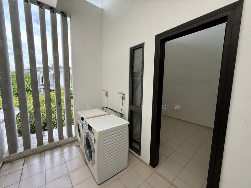 Terraced House for Rent in Desa Parkcity (Kuala Lumpur) - Adrian Siow - Balcony - PropertyGuru.com.my