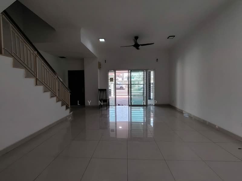 Setia Perdana, Setia Alam untuk Untuk Disewa - RM 1,600 /bulan, Mac 2026 - Living Room - PropertyGuru.com.my