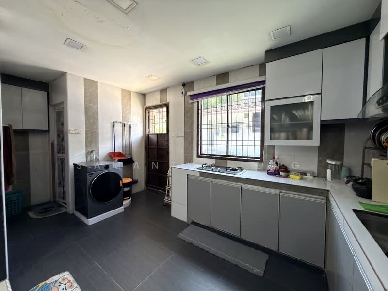 1-storey Terraced House for Sale in Taman Puteri Wangsa (Ulu Tiram) - Samantha Teng - Kitchen - PropertyGuru.com.my