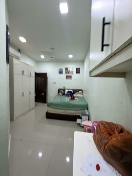 1-storey Terraced House for Sale in Taman Puteri Wangsa (Ulu Tiram) - Samantha Teng - Bedroom - PropertyGuru.com.my